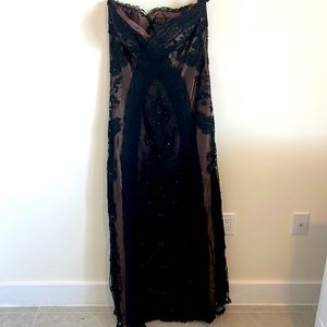 Basix black label lace gown